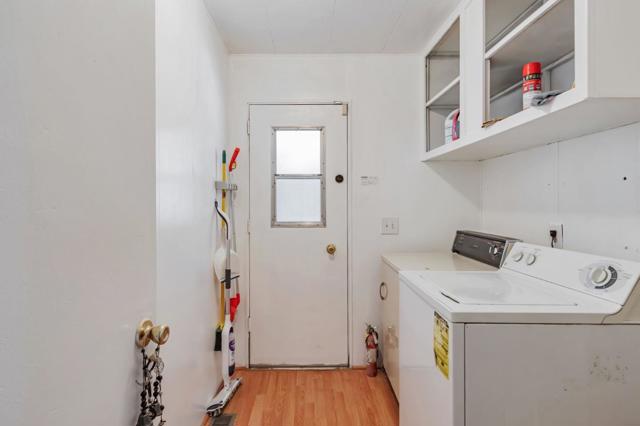 2815 Moss Hollow Drive, San Jose CA: https://media.crmls.org/mediaz/d997c514-4fe2-408f-a97b-6b465368eea0.jpg