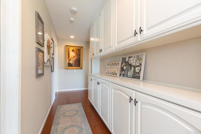 10667 Viacha Dr, Tierrasanta CA: https://media.crmls.org/mediaz/d99838be-0f90-47dc-a6e8-8de876aad2b6.jpg