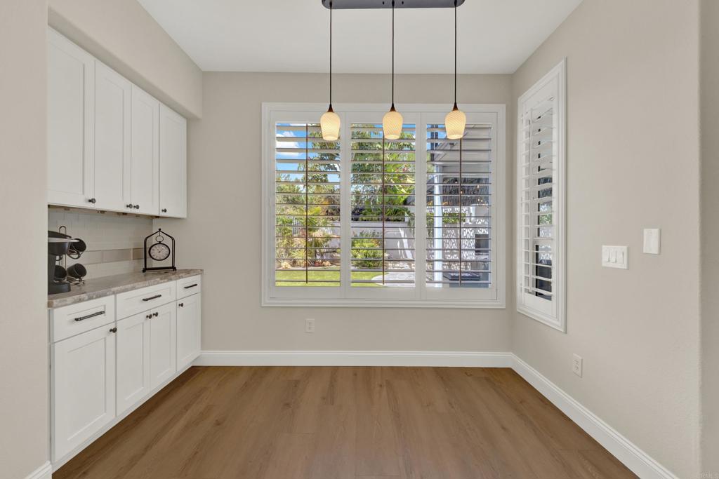 948 Honeysuckle Drive - photo 12