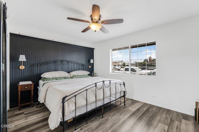 1431 Lakehurst Street, Oxnard CA: https://media.crmls.org/mediaz/d999abac-dae4-4e11-8a65-19e670e74de0.jpg