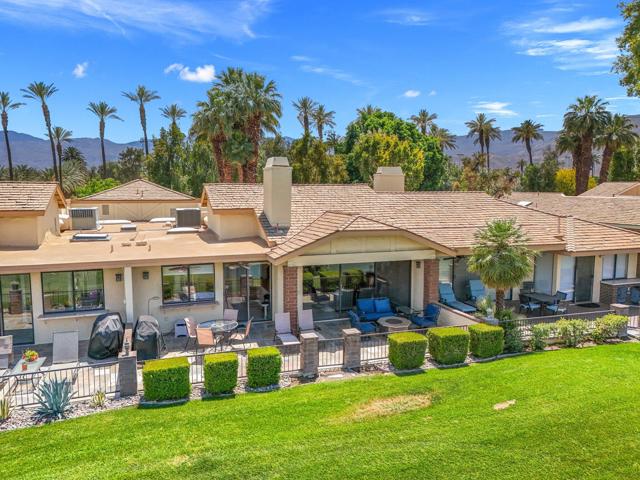 312 Castellana S, Palm Desert CA: https://media.crmls.org/mediaz/d99aa574-3a10-4766-8c4d-b91b50d7eff0.jpg
