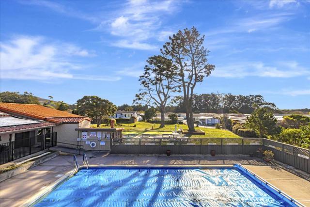 22 Canada Cove Avenue, Half Moon Bay CA: https://media.crmls.org/mediaz/d99ac19b-7d7a-4b51-ae14-d6bfba67c978.jpg
