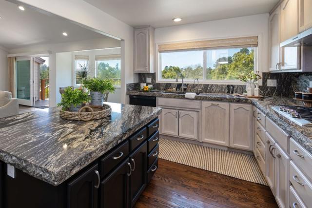 573 Meadow Road, Aptos CA: https://media.crmls.org/mediaz/d99ad78f-5aee-4bb5-b31c-bb80f89742af.jpg