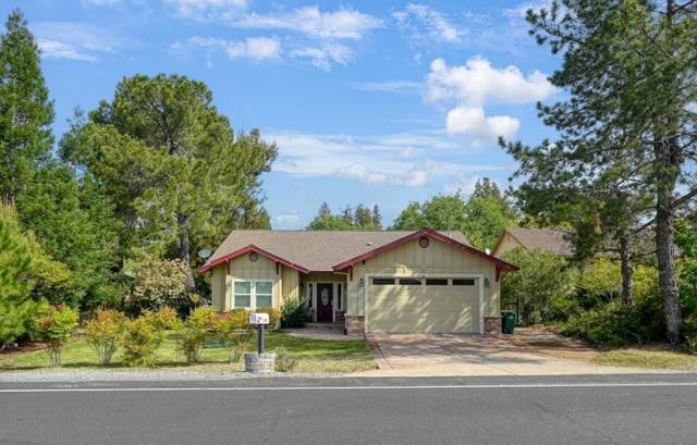 1685 American River Trail,  CA: https://media.crmls.org/mediaz/d99c06b1-57e9-43d3-99e9-7817f7c7999f.jpg