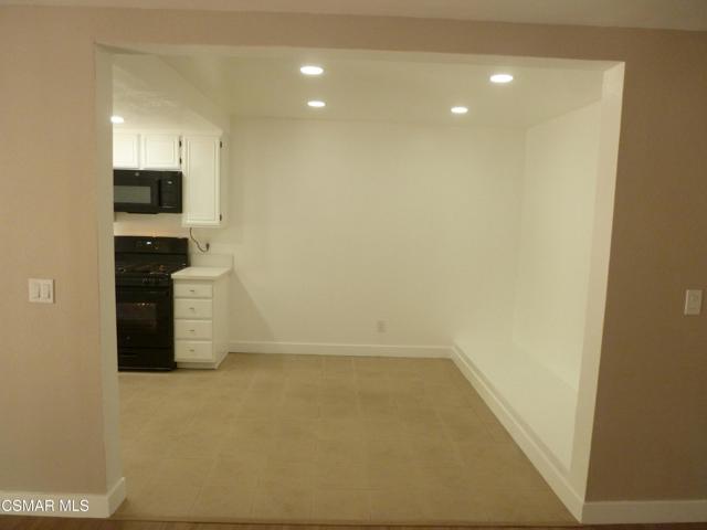 1283 Ramona Drive, Newbury Park CA: https://media.crmls.org/mediaz/d99d15d4-3094-45b0-ba05-59fbb3b6de4c.jpg