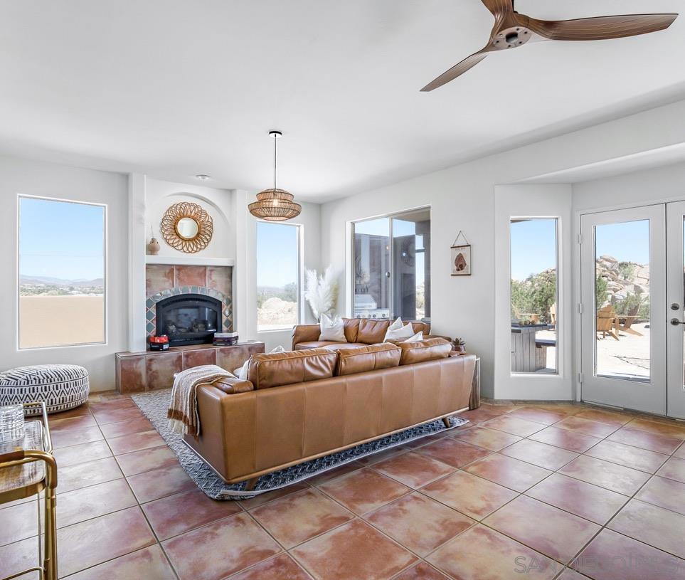 MLS #250040901SD image #7