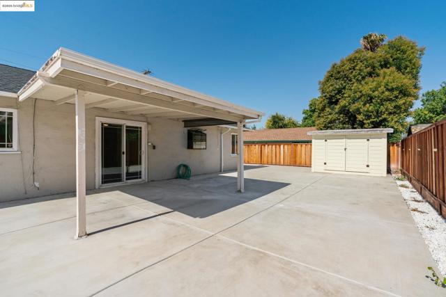 41 Belinda Dr, Pleasant Hill CA: https://media.crmls.org/mediaz/d99dbadf-403a-4e71-abbc-3f10f571608a.jpg