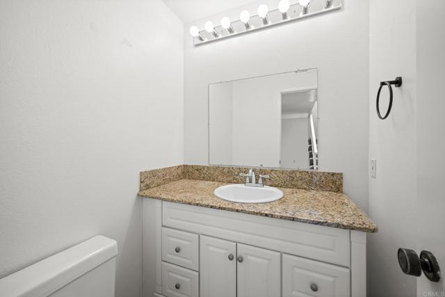Detail Gallery Image 11 of 35 For 4604 Driftwood Cir, Carlsbad,  CA 92008 - 2 Beds | 2/1 Baths