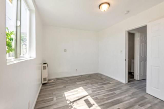 847 W 43rd Street, Los Angeles CA: https://media.crmls.org/mediaz/d9a1c3e0-62dc-4ee3-988e-dc8211f51381.jpg