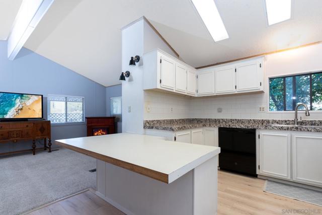 13490 Highway 8 Business, Lakeside CA: https://media.crmls.org/mediaz/d9a20d84-1ffa-4315-aac1-98917438b459.jpg