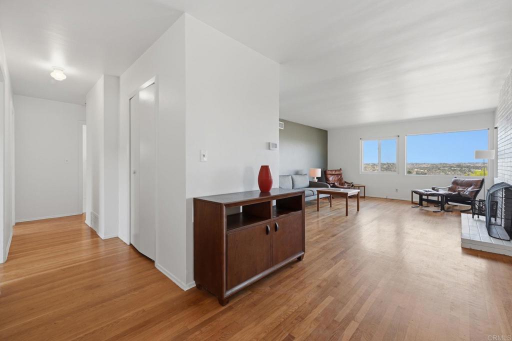 5561 Drover Street - photo 7