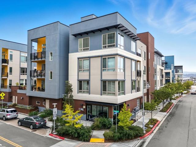 708 Thayer, Foster City CA: https://media.crmls.org/mediaz/d9a39b83-60cf-4bda-9769-f7dc6ae4dfe9.jpg