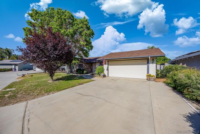 26463 Hamre Pl, Hemet CA: https://media.crmls.org/mediaz/d9a3f24a-38f4-4c55-b77e-a7124106ff52.jpg