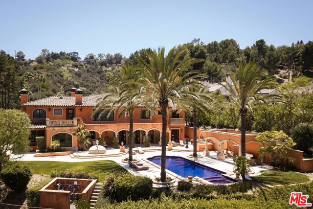 6 Bed Home for Sale in Beverly Hills, California