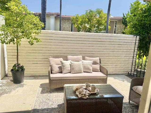 7019 Estrella De Mar Road, Carlsbad CA: https://media.crmls.org/mediaz/d9a68b26-538f-4827-a27a-cec44781583c.jpg
