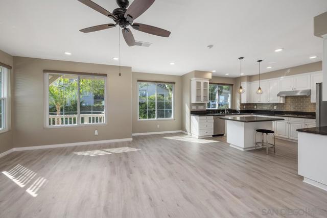 6013 Oakgate Row, La Jolla CA: https://media.crmls.org/mediaz/d9a71b5c-a061-44f9-8a19-eddcd3b423c4.jpg