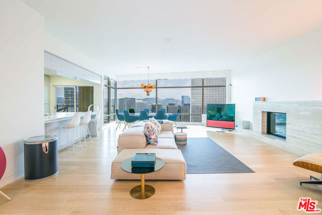 1 W Century Drive, Los Angeles CA: https://media.crmls.org/mediaz/d9a8e188-ae49-45d2-923f-2c1e2318ae22.jpg