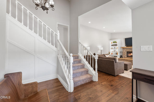 Detail Gallery Image 22 of 34 For 1525 Lyndhurst Ave, Camarillo,  CA 93010 - 4 Beds | 2/1 Baths