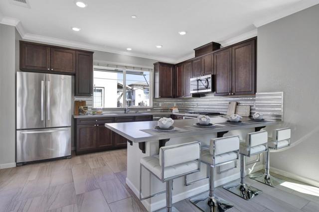3079 Manuel Loop, San Jose CA: https://media.crmls.org/mediaz/d9a91724-6a92-4033-9718-e75eb755066d.jpg