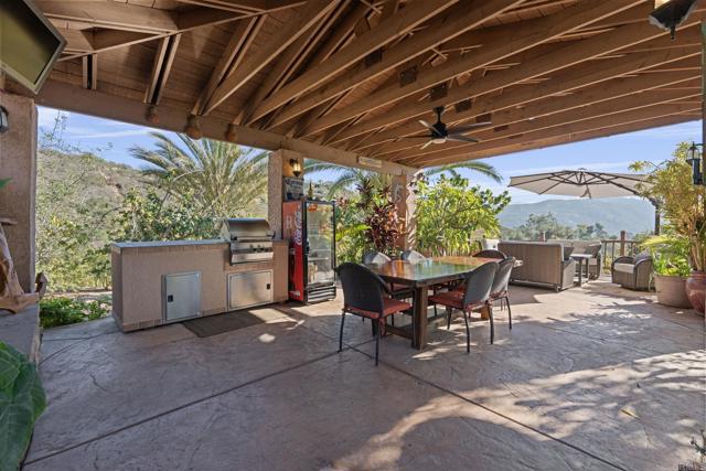 Detail Gallery Image 34 of 73 For 15141 Post Oak Ln, El Cajon,  CA 92021 - 3 Beds | 3/1 Baths