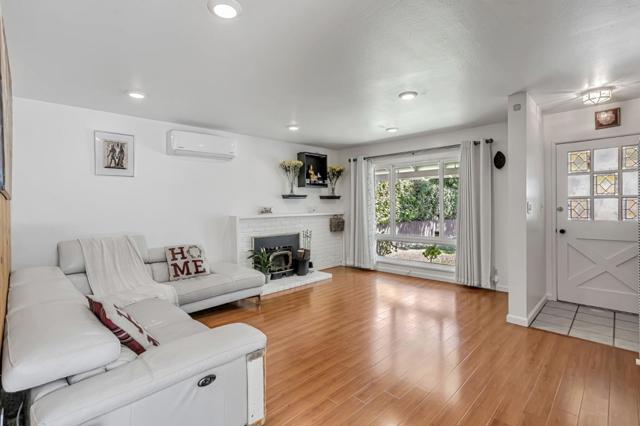 3685 Howe Court, Fremont CA: https://media.crmls.org/mediaz/d9aa270e-8f0e-4e73-9701-5ad75dbffeae.jpg