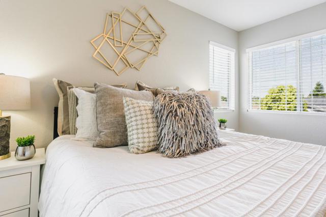 140 Johnson Street, Wheatland CA: https://media.crmls.org/mediaz/d9aa6bc7-a745-412b-9692-d6d2e6e8e028.jpg