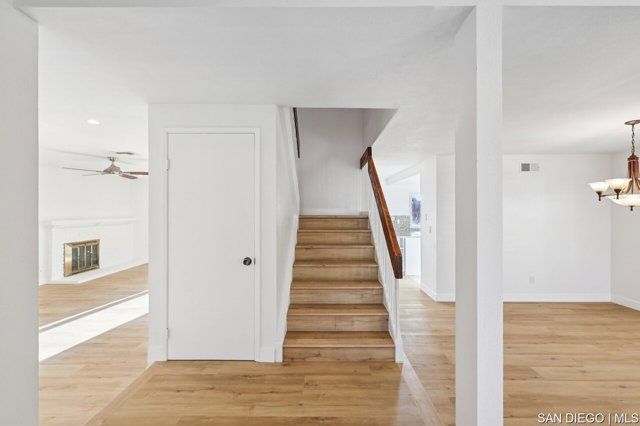 7270 Rondel CT, San Diego CA: https://media.crmls.org/mediaz/d9ab25cf-1f90-4675-8bdf-2cc231e6f7aa.jpg