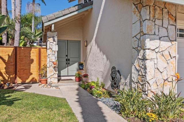 Detail Gallery Image 3 of 34 For 3112 Del Rey Ave, Carlsbad,  CA 92009 - 3 Beds | 2/1 Baths