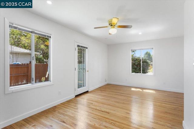 16080 Via Del Sol, San Lorenzo CA: https://media.crmls.org/mediaz/d9aca13e-dc0f-4464-b9e9-b58e3b076568.jpg