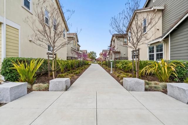 2632 Admiral Circle, Hayward CA: https://media.crmls.org/mediaz/d9acee03-6e16-4a66-bd37-c891c1fe541f.jpg