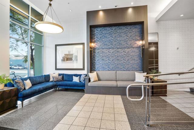 3812 Park Blvd, San Diego CA: https://media.crmls.org/mediaz/d9ad7153-3e96-4691-9650-27191361596e.jpg