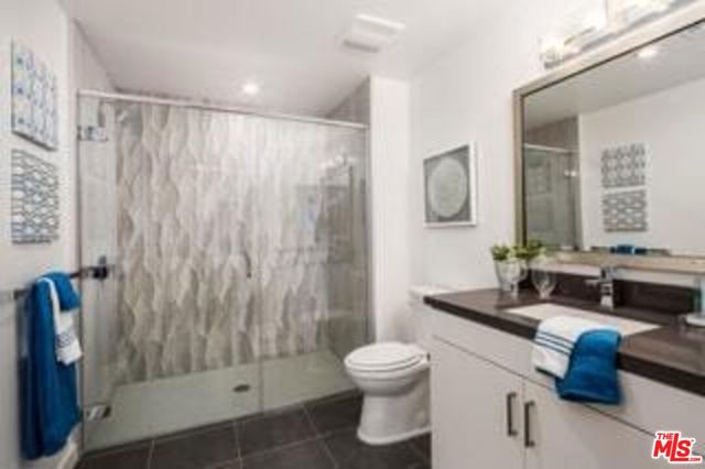 Virtually staged model home ph