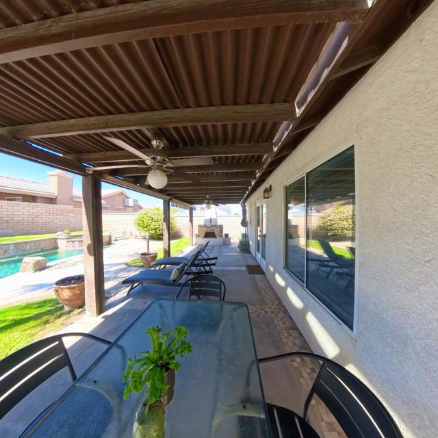37879 Hollister Drive, Palm Desert, CA 92211