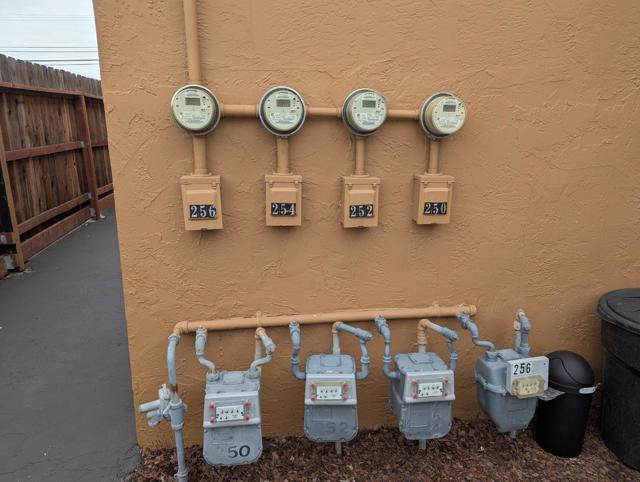 250 Schafer Road, Hayward CA: https://media.crmls.org/mediaz/d9aeb521-4ca3-4fac-a52e-69c5aa542d04.jpg