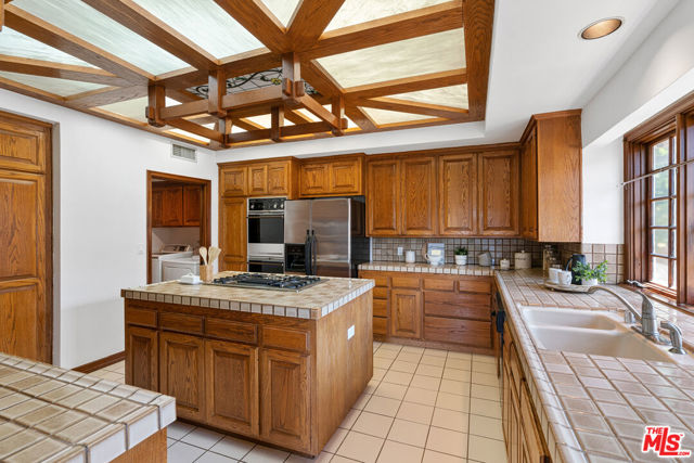 4747 Galendo Street photo 8