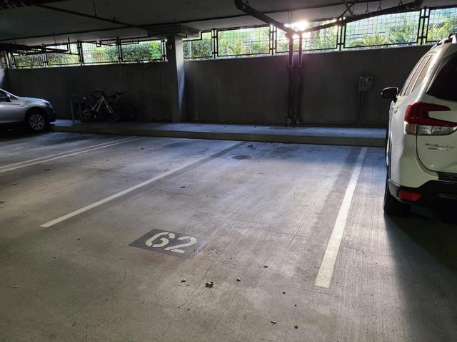 1982 W Bayshore Road, East Palo Alto CA: https://media.crmls.org/mediaz/d9af3810-1623-45ad-93cf-7fe3b41b8a38.jpg