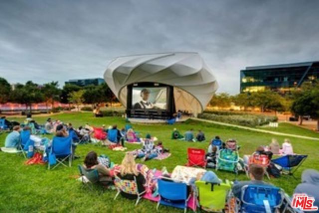 BALLONA DISCOVERY PARK (MOVIES IN THE PK)