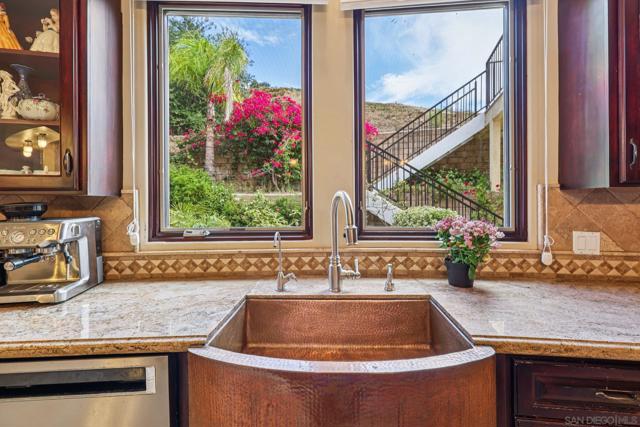 15035 Orchard View Dr, Poway CA: https://media.crmls.org/mediaz/d9b0d924-7ce9-4228-b7cb-7180256a2276.jpg