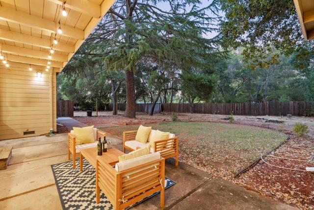 20141 Mendelsohn Lane, Saratoga CA: https://media.crmls.org/mediaz/d9b15921-94db-4d22-a192-e112dad2690d.jpg