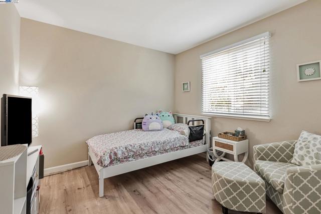 208 Jupiter Ct., Pittsburg CA: https://media.crmls.org/mediaz/d9b29b30-2ba3-4cf4-bf12-e407392a85e6.jpg