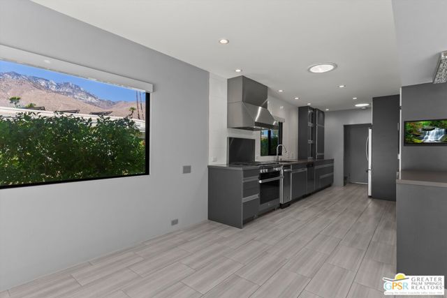 2493 S Madrona Drive, Palm Springs, CA 92264