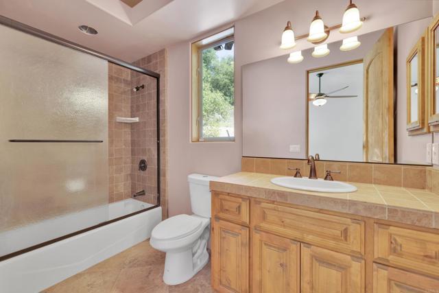Detail Gallery Image 24 of 64 For 15711 Salida Del Sol, Ramona,  CA 92065 - 5 Beds | 4/1 Baths