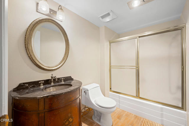 125 W Mountain Street, Glendale CA: https://media.crmls.org/mediaz/d9b47216-946d-4b84-a13f-bb2ac87572da.jpg
