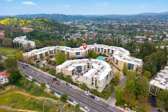 4499 Via Marisol, Los Angeles CA: https://media.crmls.org/mediaz/d9b4b0f0-a571-4944-87fc-17ab63353ef0.jpg