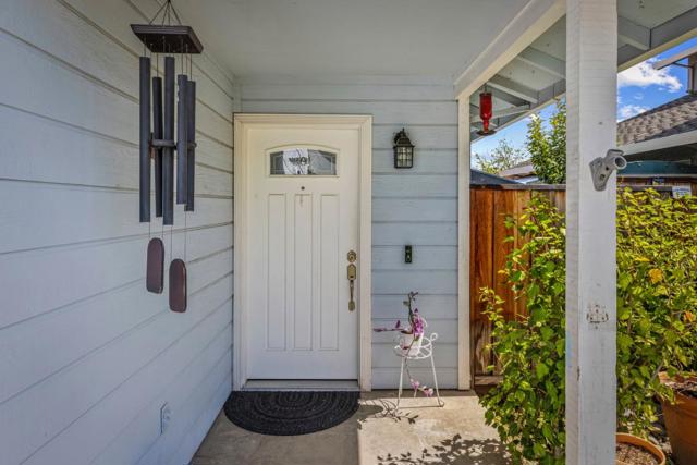 9280 Church Street, Gilroy CA: https://media.crmls.org/mediaz/d9b4b84a-2ba2-4943-8e82-722cf628ab00.jpg