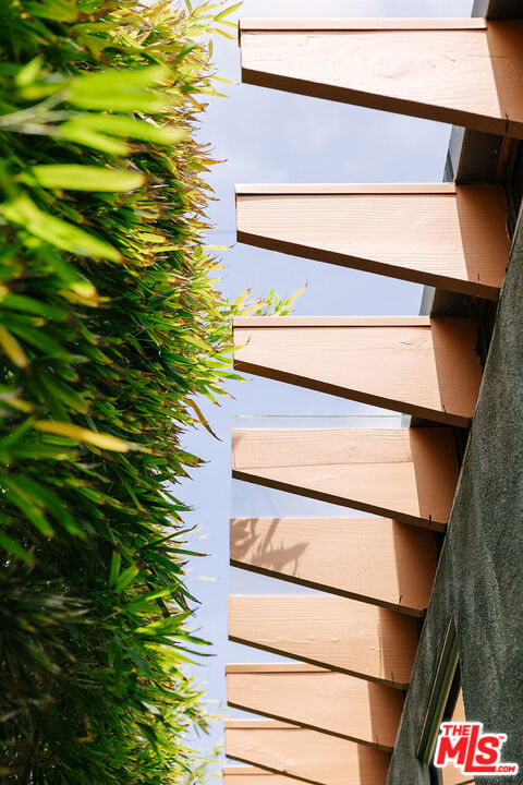 803 Boccaccio, Venice CA: https://media.crmls.org/mediaz/d9b4c56f-a57b-44bd-906e-75147c24f291.jpg