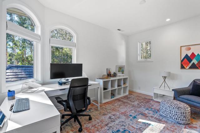 108 Grove Lane, Capitola CA: https://media.crmls.org/mediaz/d9b4e376-97cf-4d21-aaf9-1d5086667891.jpg