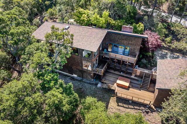 300 Cervantes Road, Portola Valley CA: https://media.crmls.org/mediaz/d9b4ed86-5653-4576-8c3b-c33530f48c70.jpg