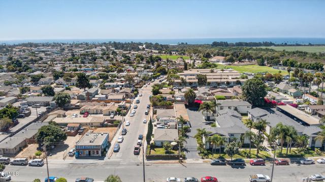 657 Sheridan Way, Ventura CA: https://media.crmls.org/mediaz/d9b52049-8a08-4a53-801f-90ca039ff04e.jpg