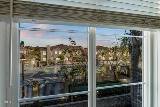 Detail Gallery Image 33 of 50 For 2916 Esperanza Way #F,  Simi Valley,  CA 93063 - 4 Beds | 3 Baths